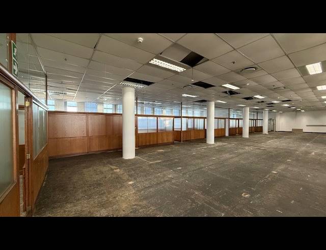 760M² OFFICE TO LET IN CONGELLA